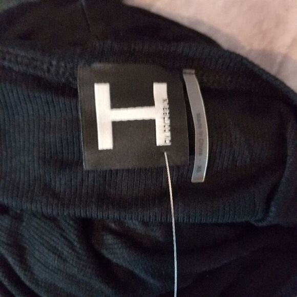 H by Bordeaux Black Asymmetrical Back Blouse Sz XS - Picture 6 of 6